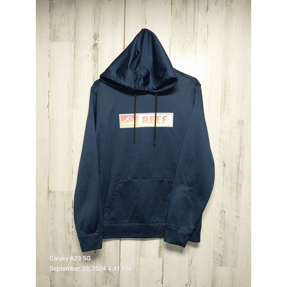 Men’s Reef Hoodie Size Small